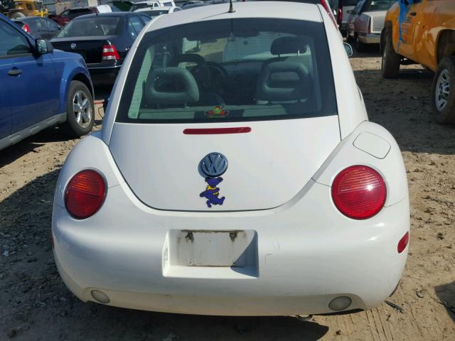 3VWCA21C7XM464129 - 1999 VOLKSWAGEN NEW BEETLE 白色 照片 9