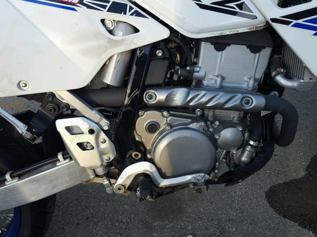 JS1SK44A7H2100572 - 2017 SUZUKI DR-Z400 SM WHITE photo 9