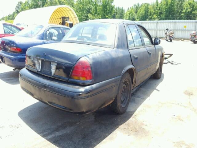 2FAFP73W3WX133446 - 1998 FORD CROWN VICT BLACK photo 4