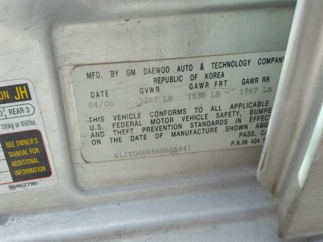 KL1TD66656B685441 - 2006 CHEVROLET AVEO BASE Күміс фото 10