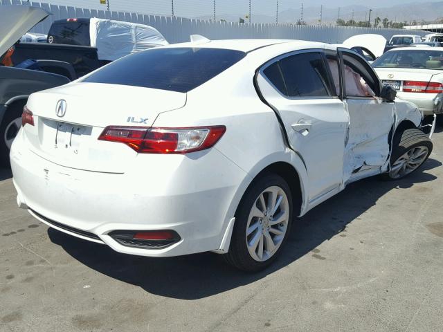 19UDE2F34HA003457 - 2017 ACURA ILX BASE WHITE photo 4