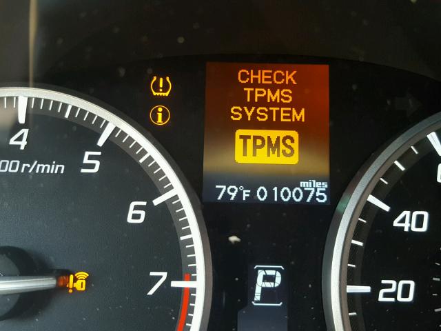 19UDE2F34HA003457 - 2017 ACURA ILX BASE WHITE photo 8