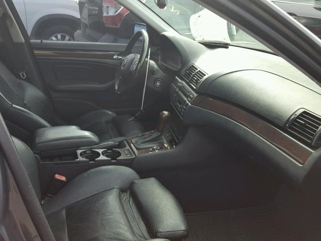 WBAEU33483PM56329 - 2003 BMW 325 XI GRAY photo 5