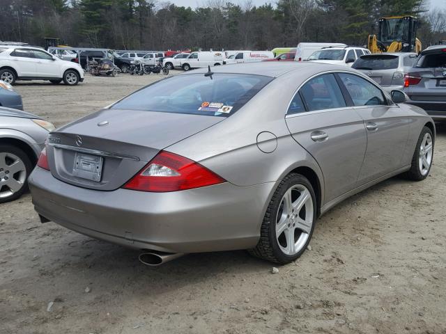 WDDDJ75XX6A023291 - 2006 MERCEDES-BENZ CLS 500C BEIGE photo 4