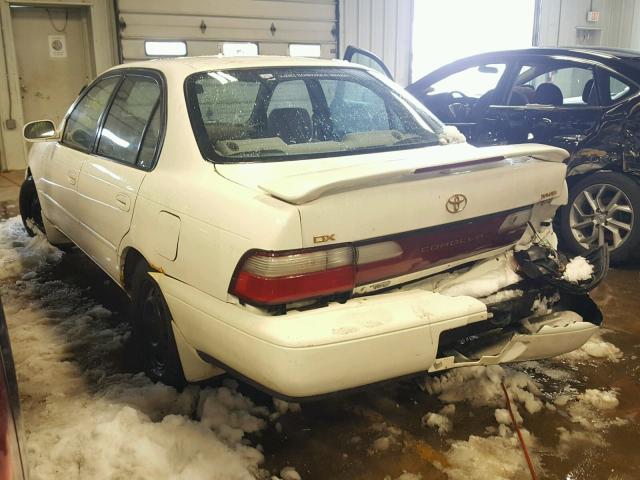 1NXBB02EXVZ580669 - 1997 TOYOTA COROLLA DX WHITE photo 3