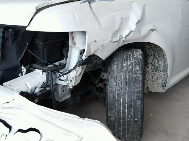 2FMGK5CC5ABA62811 - 2010 FORD FLEX SEL WHITE photo 9