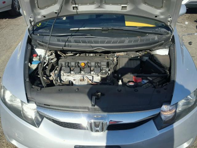 19XFA1F66BE015251 - 2011 HONDA CIVIC LX-S SILVER photo 7