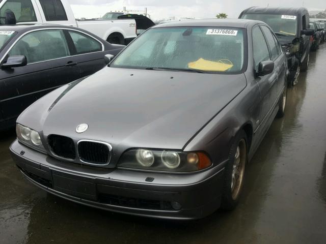 WBADT63413CK39583 - 2003 BMW 530 I AUTO SILVER photo 2