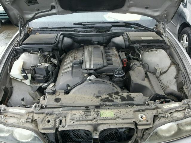 WBADT63413CK39583 - 2003 BMW 530 I AUTO SILVER photo 7