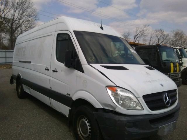 WD3PE8CC5C5613799 - 2012 MERCEDES-BENZ SPRINTER 2 WHITE photo 1