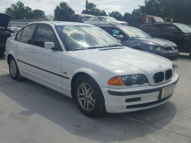 WBAAM3347YCA93280 - 2000 BMW 323 I WHITE photo 1