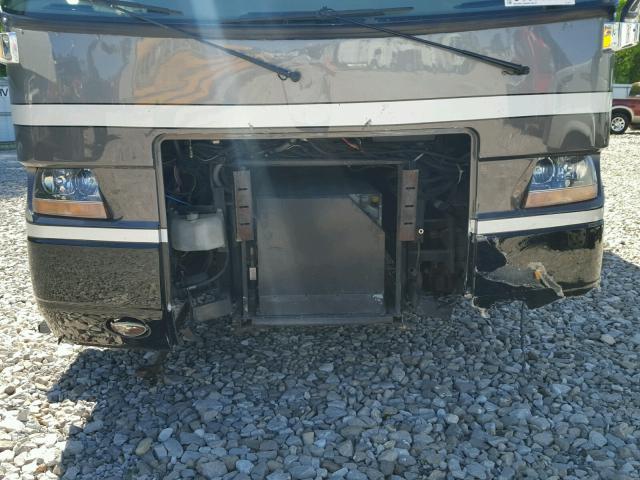 1RF13564532019180 - 2003 ROADMASTER RAIL MONOCOQUE TWO TONE photo 7