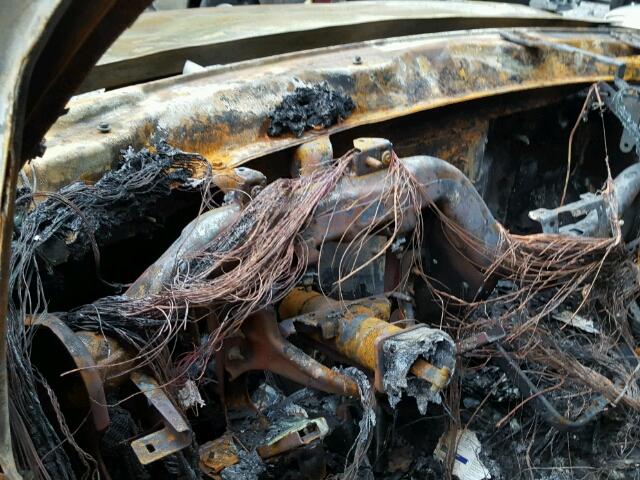 1GNFC33J99R301048 - 2009 CHEVROLET TAHOE C150 BURN photo 8