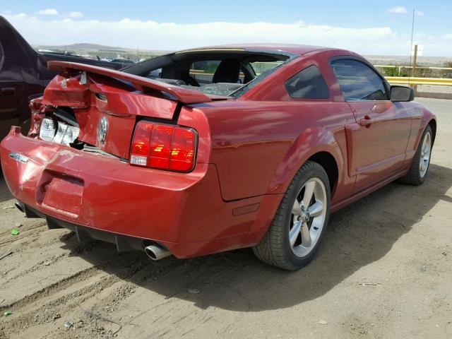 1ZVHT82H185160847 - 2008 FORD MUSTANG GT RED photo 4