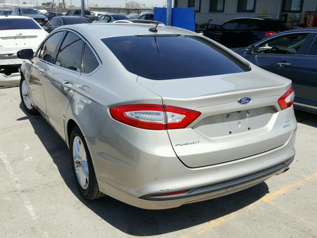 3FA6P0HD5GR144608 - 2016 FORD FUSION SE GOLD photo 3