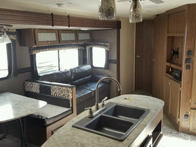 5SFPB3620HE324144 - 2017 HEART LAND PROWLER 双色 照片 9