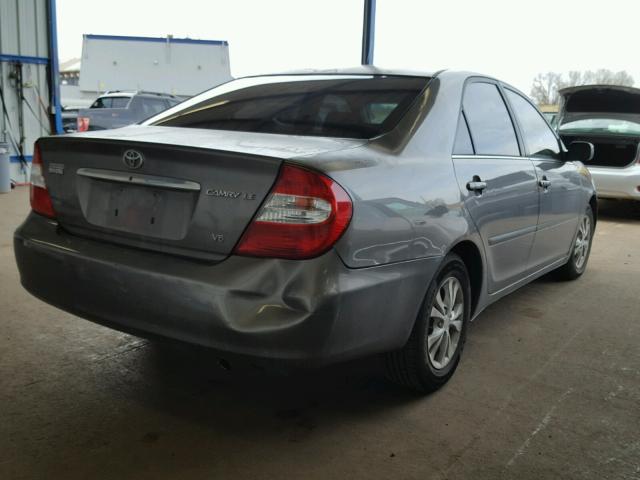 4T1BF32K74U572023 - 2004 TOYOTA CAMRY LE ნაცრისფერი ფოტო 4