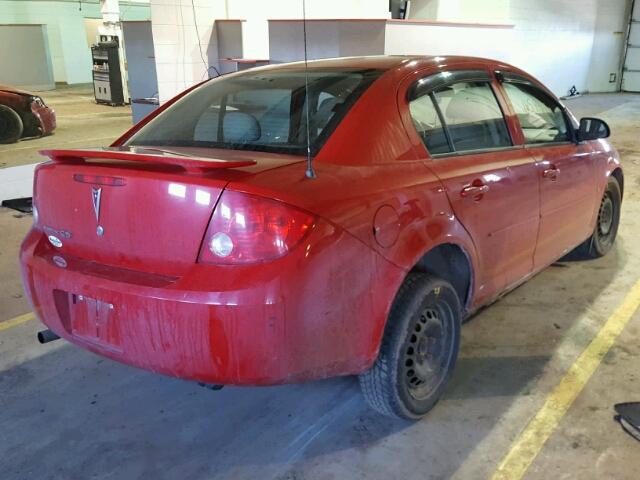 1G2AL55F587315339 - 2008 PONTIAC G5 SE RED photo 4