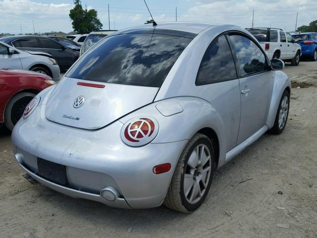 3VWFE21C12M442105 - 2002 VOLKSWAGEN NEW BEETLE 银色 照片 4