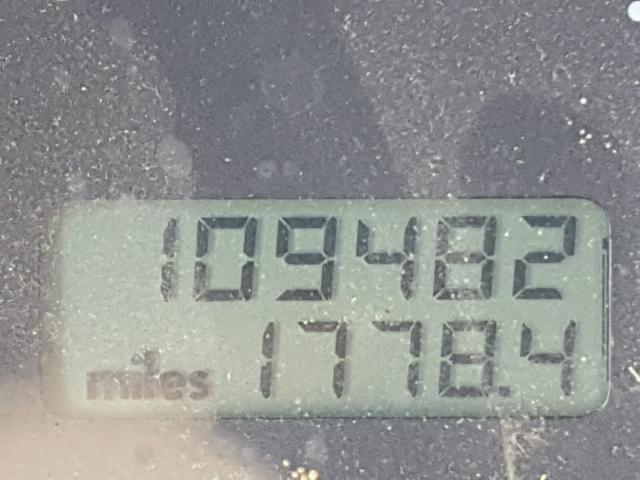 3VWFE21C12M442105 - 2002 VOLKSWAGEN NEW BEETLE 银色 照片 8