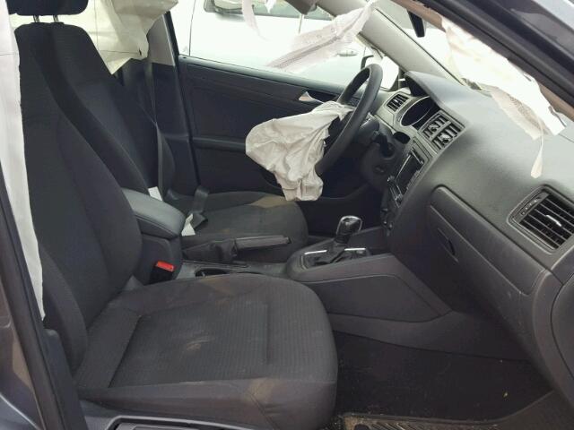 3VW2K7AJ5FM305256 - 2015 VOLKSWAGEN JETTA BASE CHARCOAL photo 5