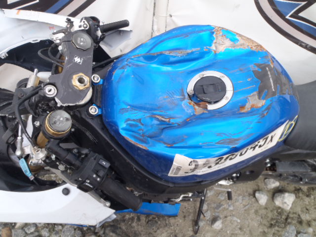 JS1GR7MA4D2100218 - 2013 SUZUKI GSX-R750 BLUE photo 9