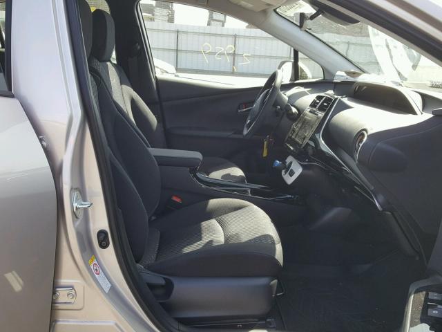 JTDKARFP3H3053171 - 2017 TOYOTA PRIUS PRIM თაფლისფერი ფოტო 5