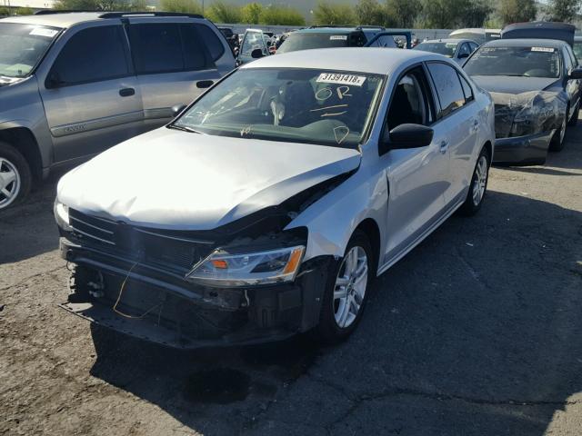 3VW2K7AJ4FM216987 - 2015 VOLKSWAGEN JETTA BASE 银色 照片 2