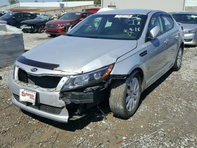 5XXGN4A72FG405125 - 2015 KIA OPTIMA EX SILVER photo 2