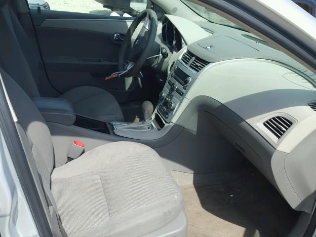 1G1ZG57B794114731 - 2009 CHEVROLET MALIBU LS 银色 照片 5