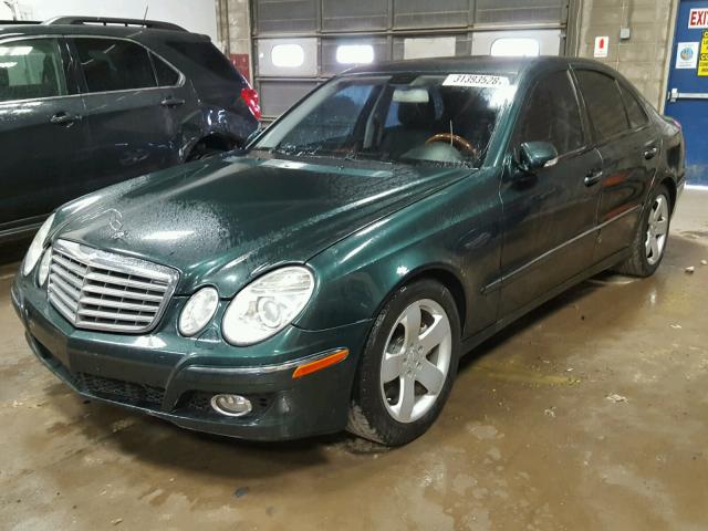 WDBUF72X77B044979 - 2007 MERCEDES-BENZ E 550 GREEN photo 2