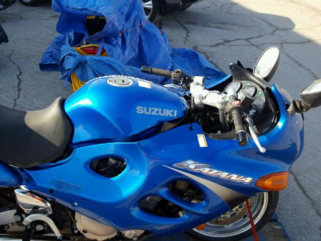 JS1GN79A1Y2101689 - 2000 SUZUKI GSX600 F BLUE photo 5