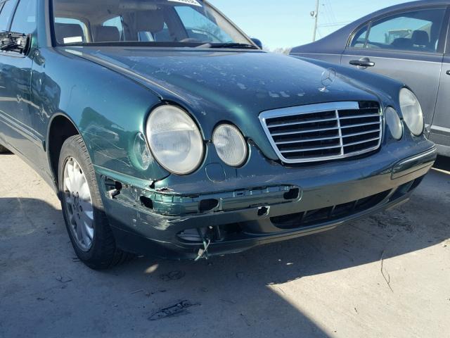 WDBJH82J81X049892 - 2001 MERCEDES-BENZ E 320 4MAT GREEN photo 9