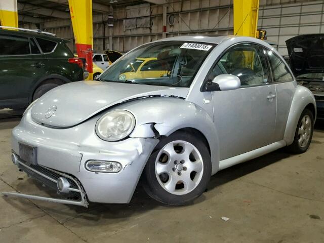 3VWCB21C72M451130 - 2002 VOLKSWAGEN NEW BEETLE ნაცრისფერი ფოტო 2