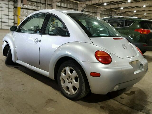 3VWCB21C72M451130 - 2002 VOLKSWAGEN NEW BEETLE ნაცრისფერი ფოტო 3