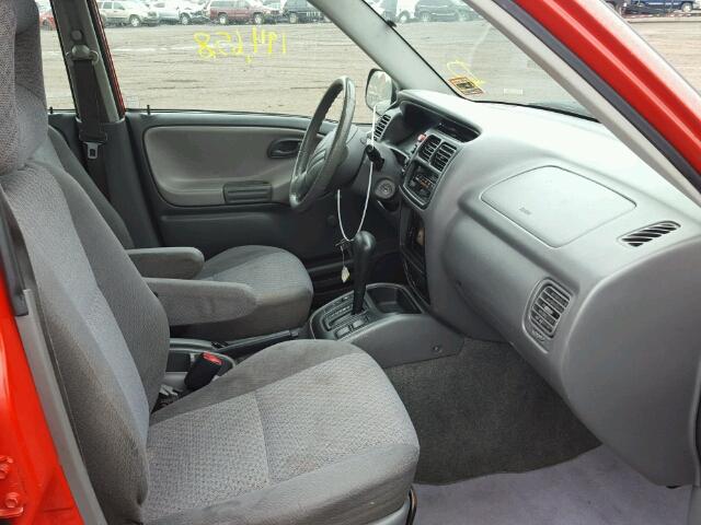 2CNBE13C236916255 - 2003 CHEVROLET TRACKER RED photo 5
