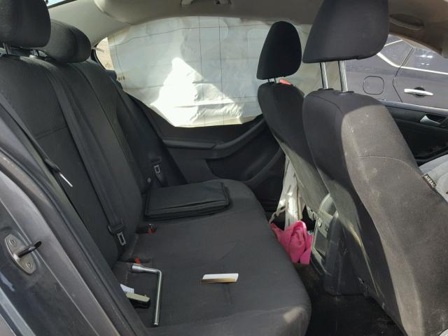 3VW2K7AJ6EM304048 - 2014 VOLKSWAGEN JETTA BASE 灰色 照片 6