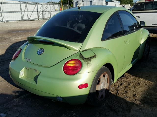 3VWCA21C5YM459772 - 2000 VOLKSWAGEN NEW BEETLE GREEN photo 4