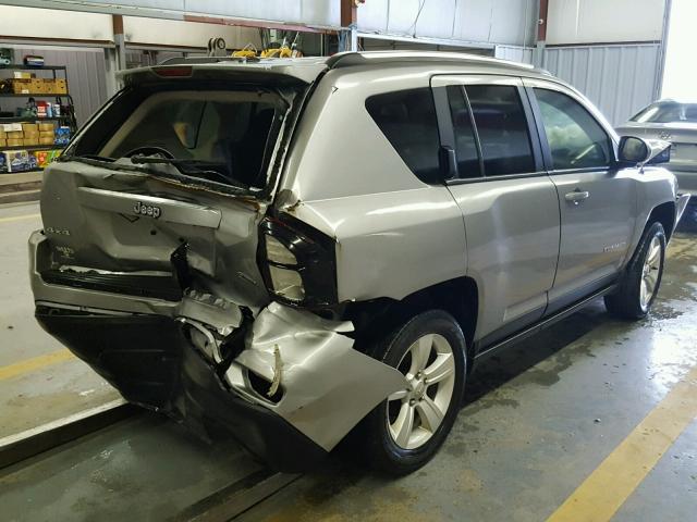 1C4NJDAB6FD354116 - 2015 JEEP COMPASS SP 银色 照片 4