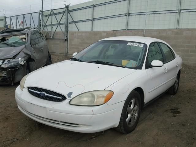 1FAFP55U21G179431 - 2001 FORD TAURUS SES WHITE photo 2