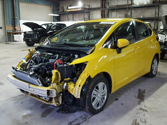 3HGGK5H44JM704702 - 2018 HONDA FIT LX YELLOW photo 2