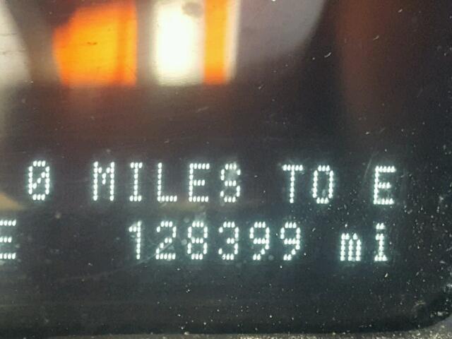 5LMFU27R44LJ05393 - 2004 LINCOLN NAVIGATOR 银色 照片 8