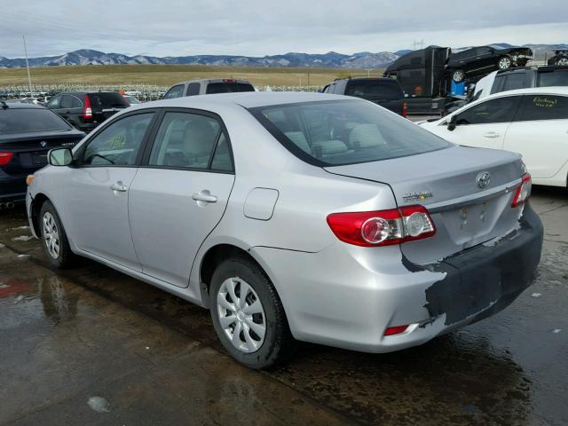 2T1BU4EE4BC602420 - 2011 TOYOTA COROLLA LE SILVER photo 3