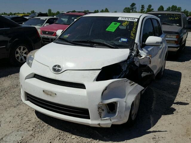 JTKKU10409J039418 - 2009 TOYOTA SCION XD WHITE photo 2