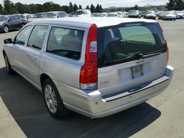 YV1SW640162552229 - 2006 VOLVO V70 SILVER photo 3