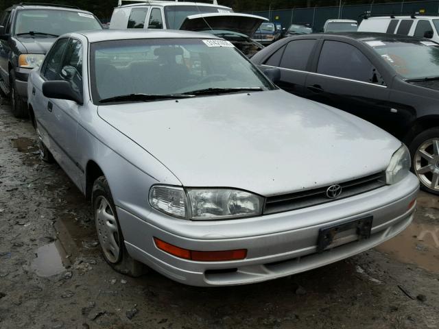 JT2SK11E1N0025704 - 1992 TOYOTA CAMRY DLX SILVER photo 1