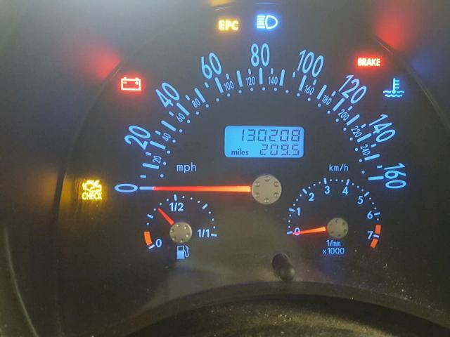 3VWCC21C61M404750 - 2001 VOLKSWAGEN NEW BEETLE 银色 照片 8