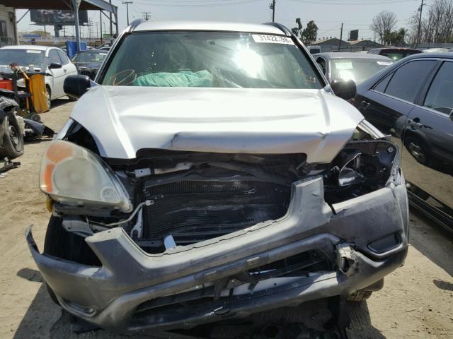 JHLRD68484C012779 - 2004 HONDA CR-V LX SILVER photo 9