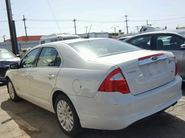 3FADP0L36CR187547 - 2012 FORD FUSION HYB WHITE photo 3