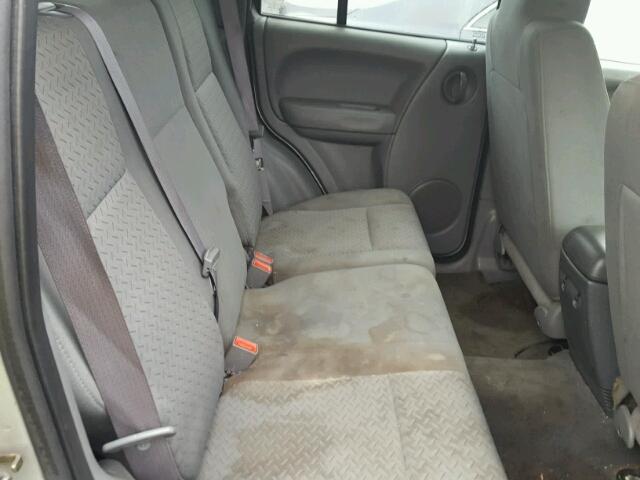 1J4GL38KX5W524350 - 2005 JEEP LIBERTY RE SILVER photo 6